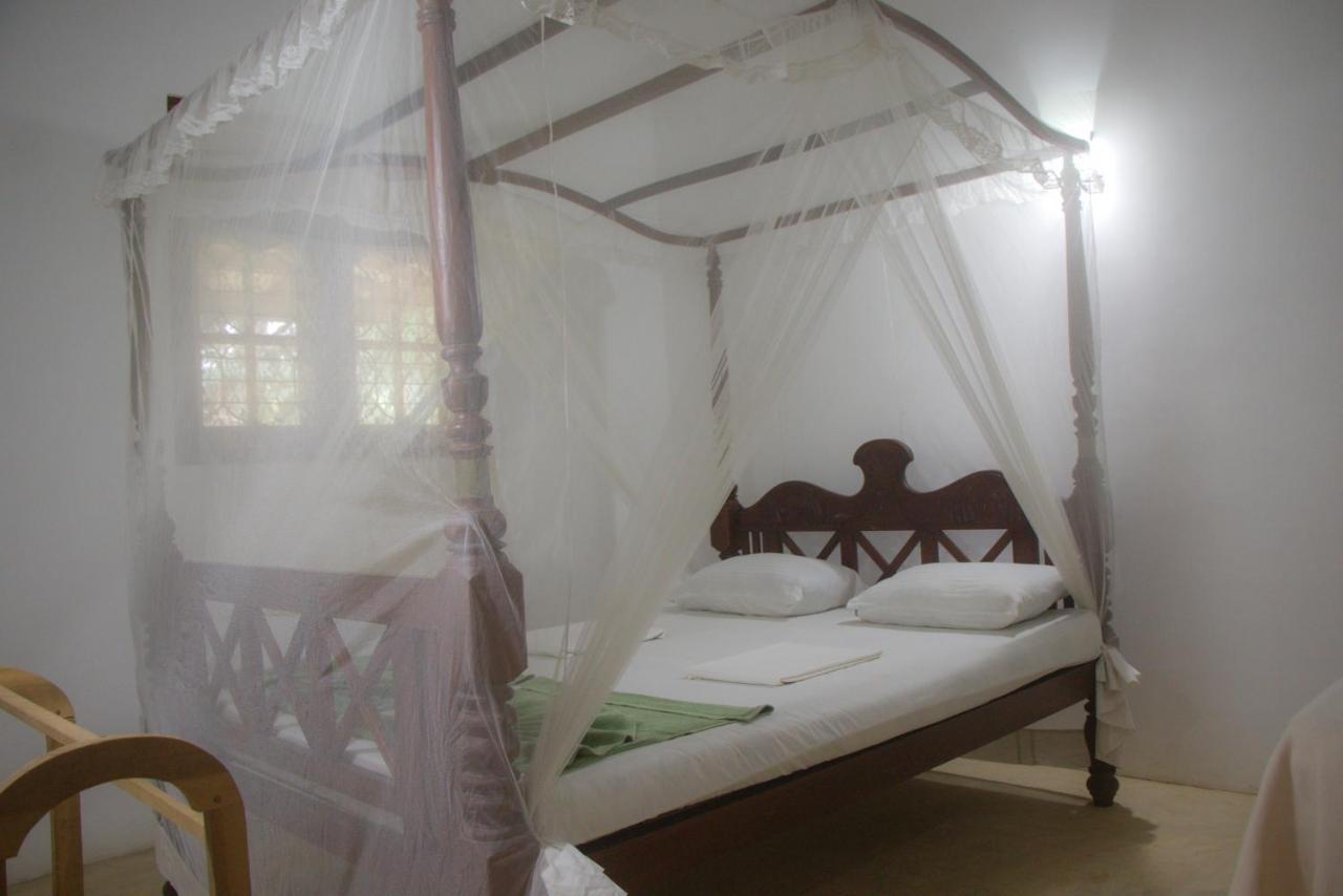 Jungle View Guesthouse Unawatuna Esterno foto