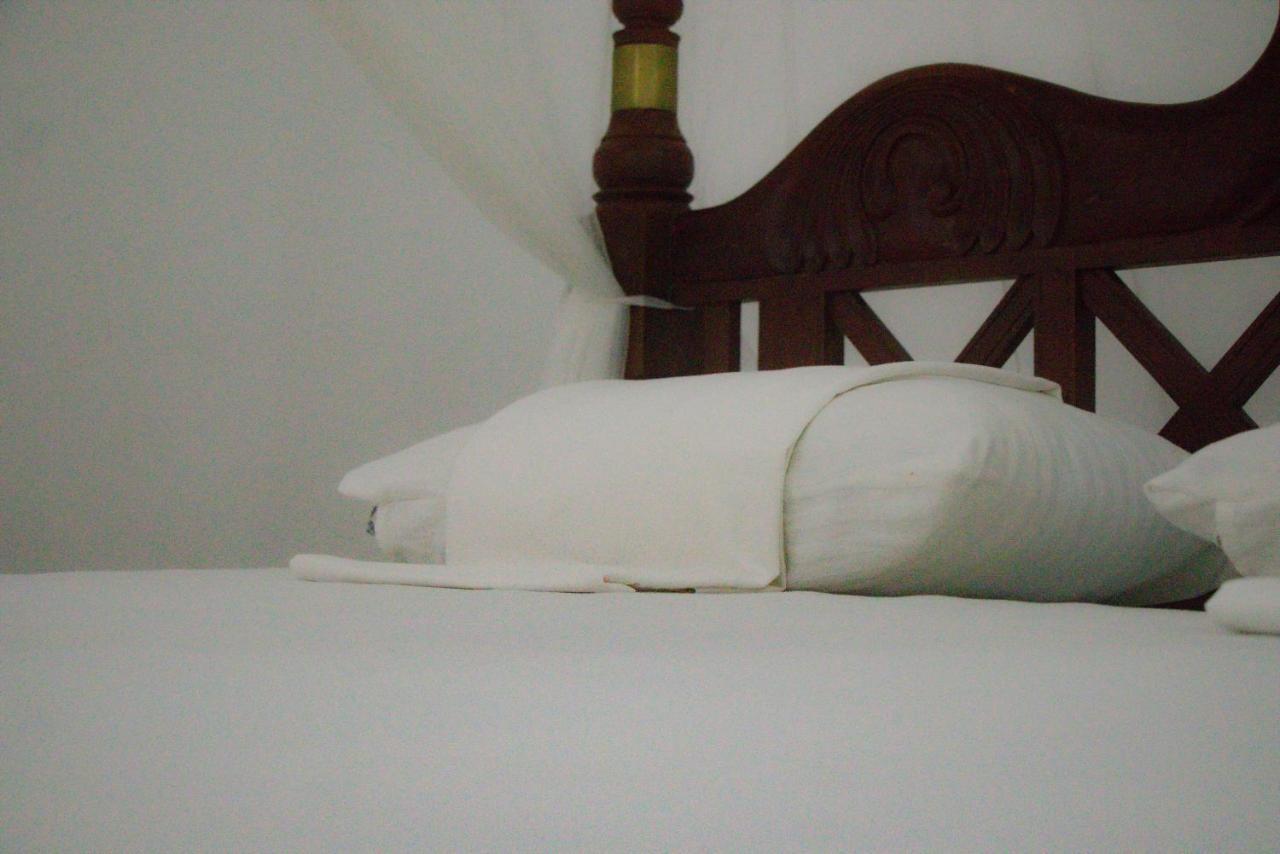 Jungle View Guesthouse Unawatuna Esterno foto